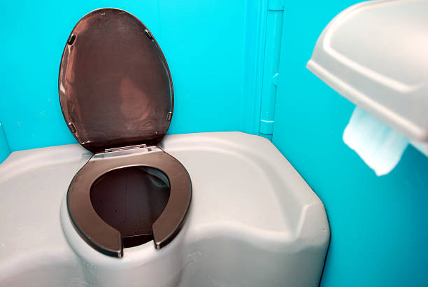 Best Portable toilet rental cost  in Mariemont, OH